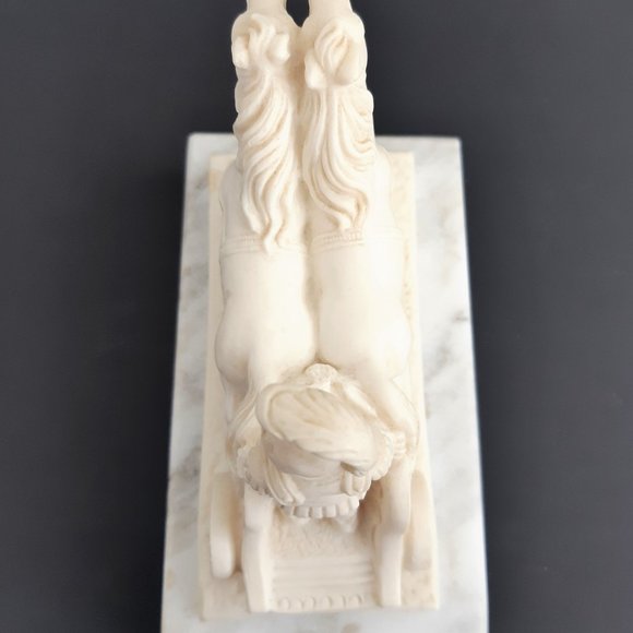 VTG Alabaster Marble Statue Figurine Roman Warrior Chariot Horse Italy Signed - Picture 7 of 12